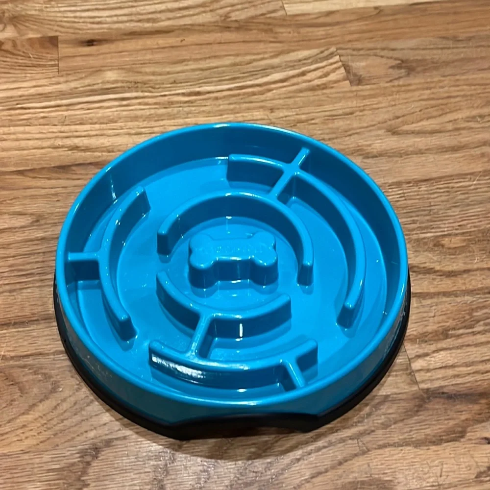 Petstages dog feeder/bowl